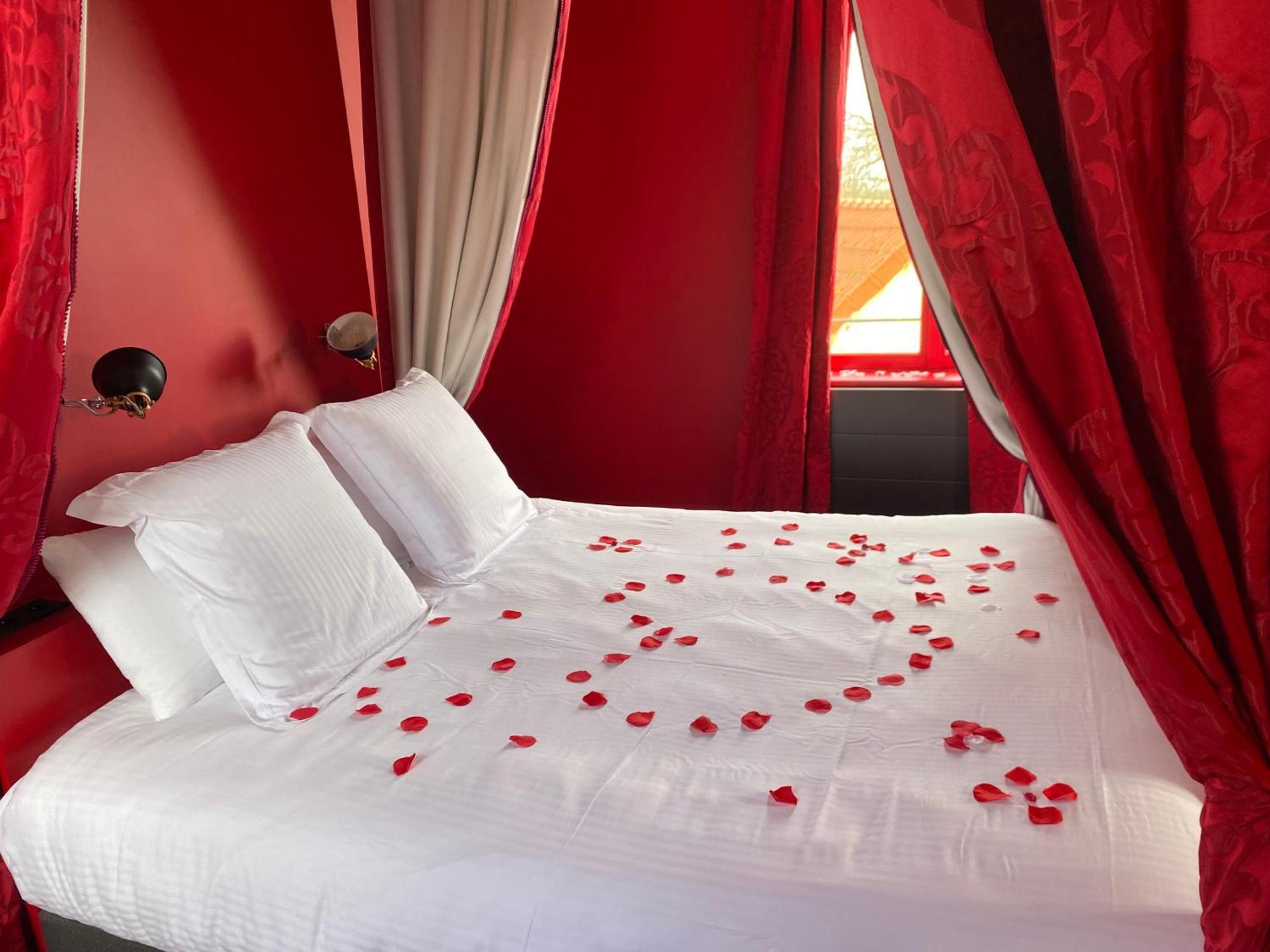 Logis Hotel La Maison A Pan De Bois วีเยร์ซง ภายนอก รูปภาพ